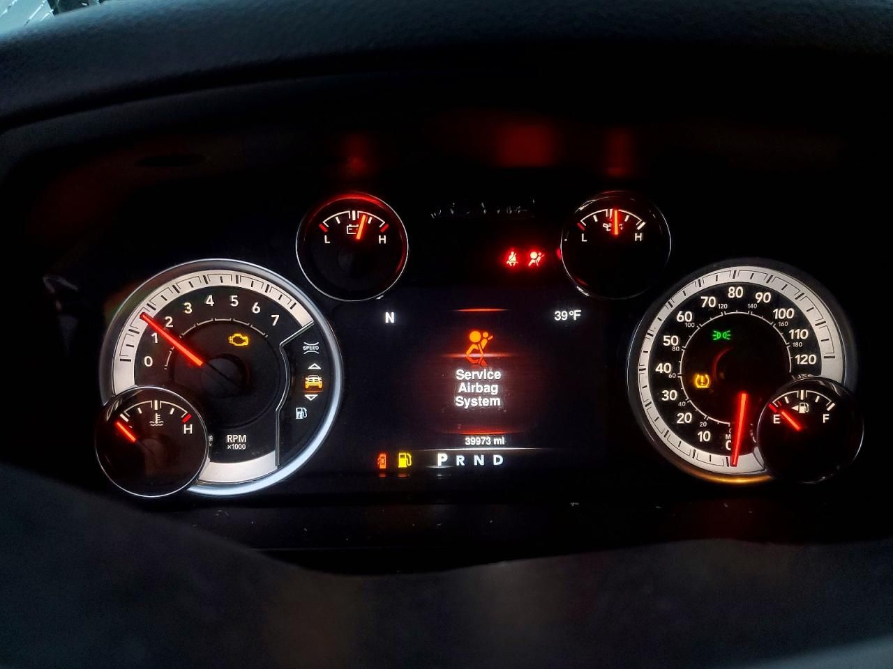 2022 Dodge Ram 1500 Classic slt