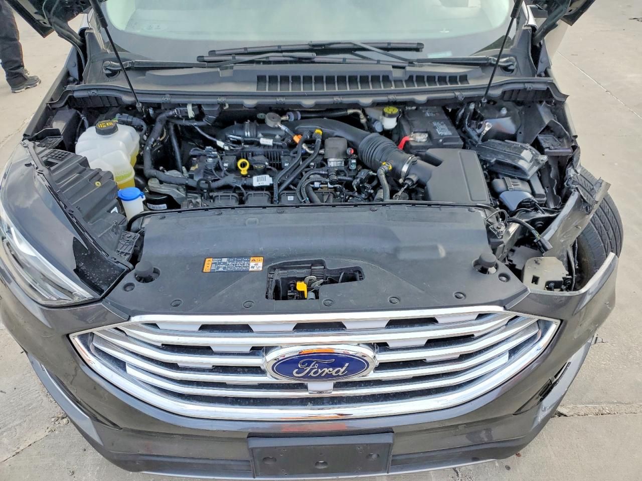 2020 Ford Edge Titanium