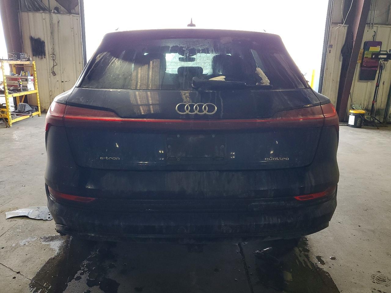 2021 Audi E-tron Premium