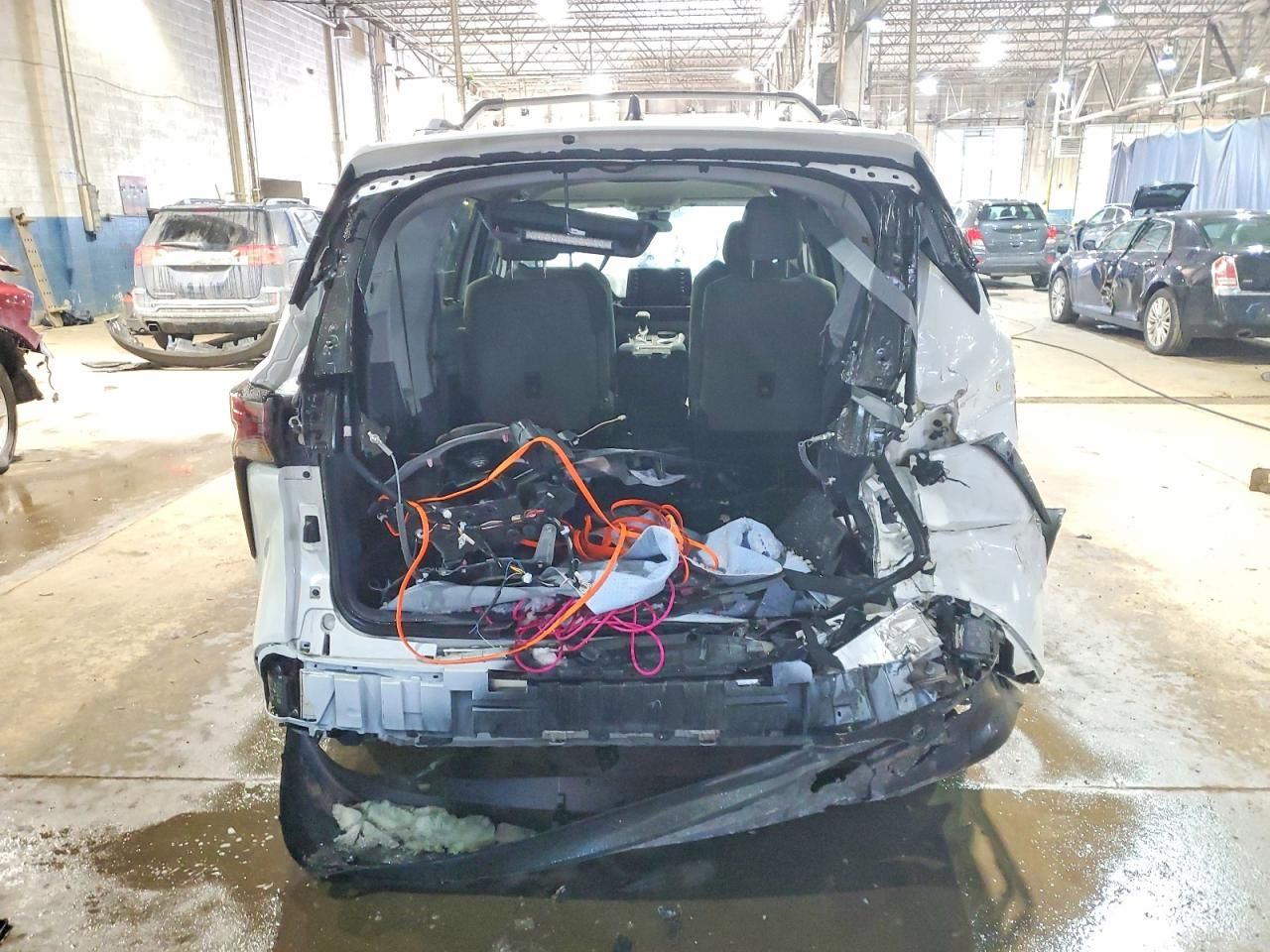 2023 Toyota Sienna le