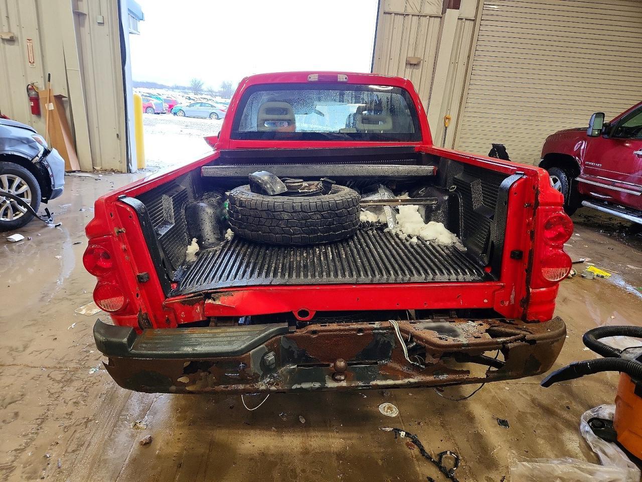 2005 Dodge Dakota Quattro