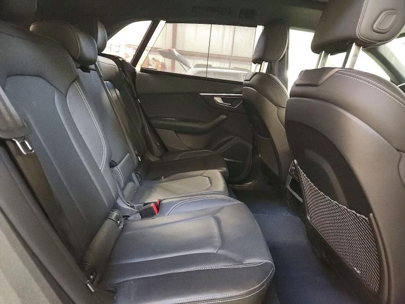 2025 Audi Q8 Prestige S-line