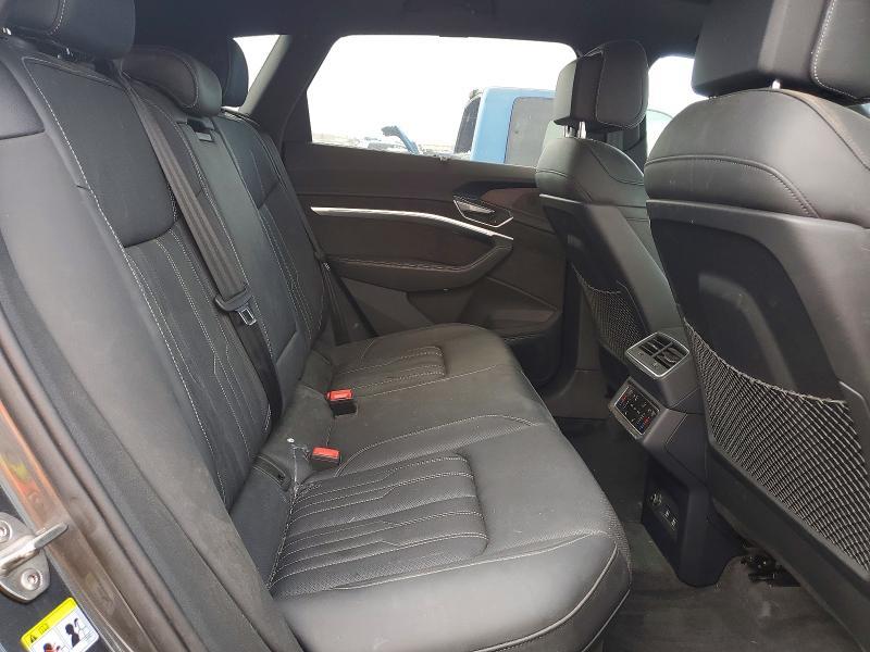 2019 Audi E-tron Prestige