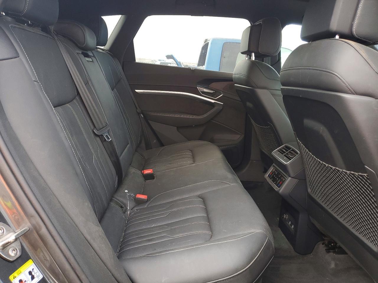 2019 Audi E-tron Prestige