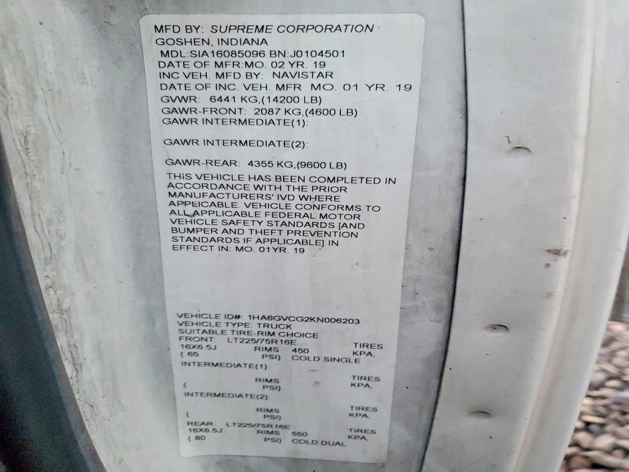 2019 Chevrolet Express box Truck