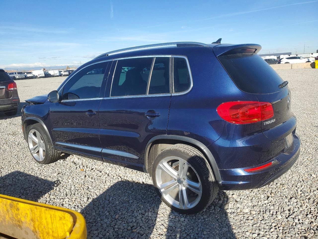 2016 Volkswagen Tiguan s
