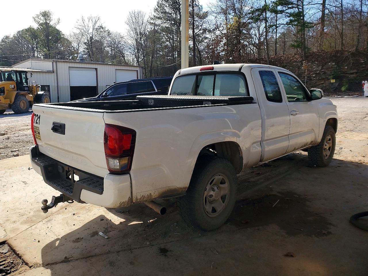 2018 Toyota Tacoma Access cab