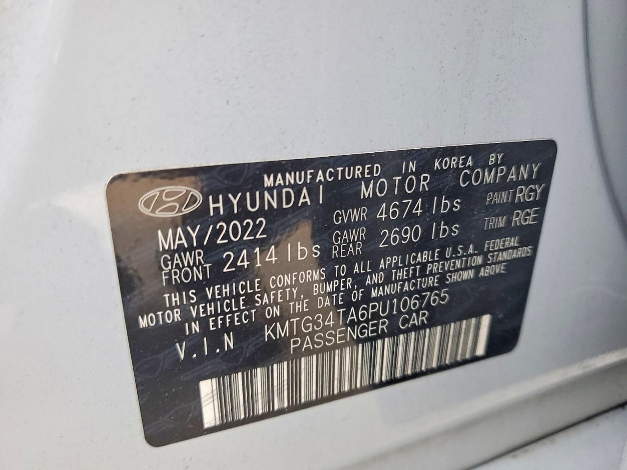 2023 Genesis G70 Base