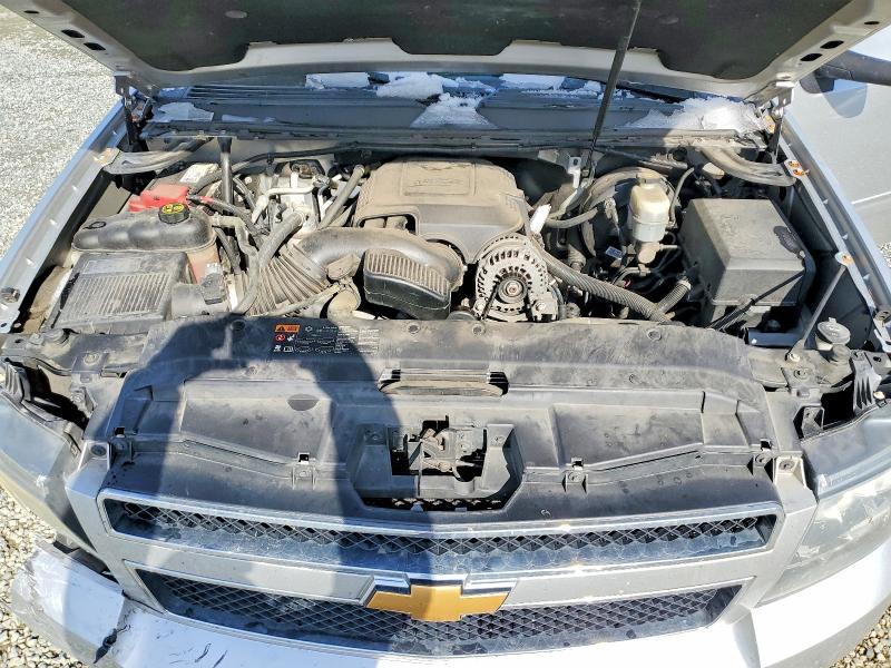 2014 Chevrolet Suburban C1500 lt
