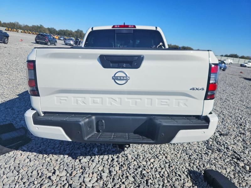 2025 Nissan Frontier s