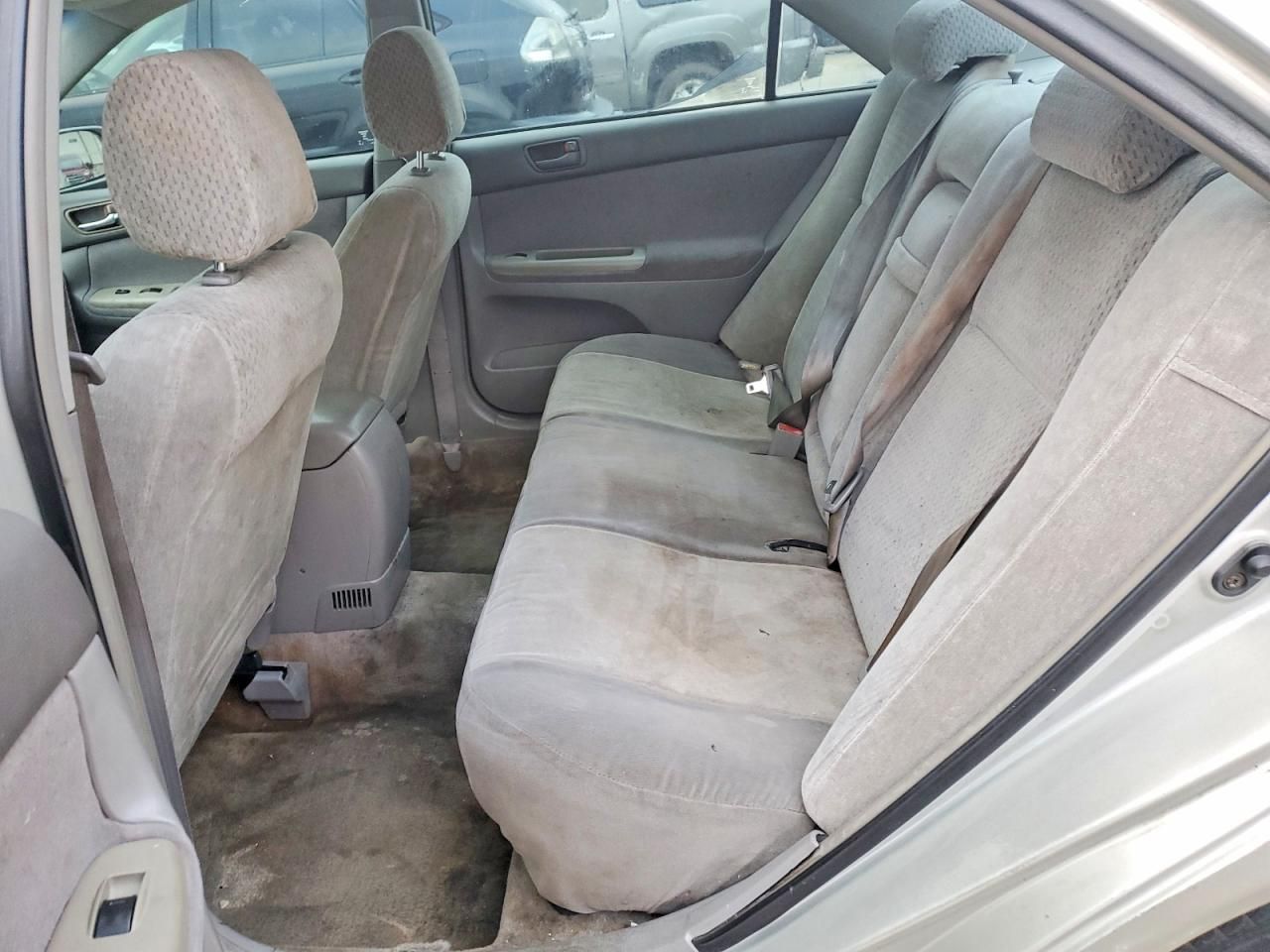 2003 Toyota Camry le