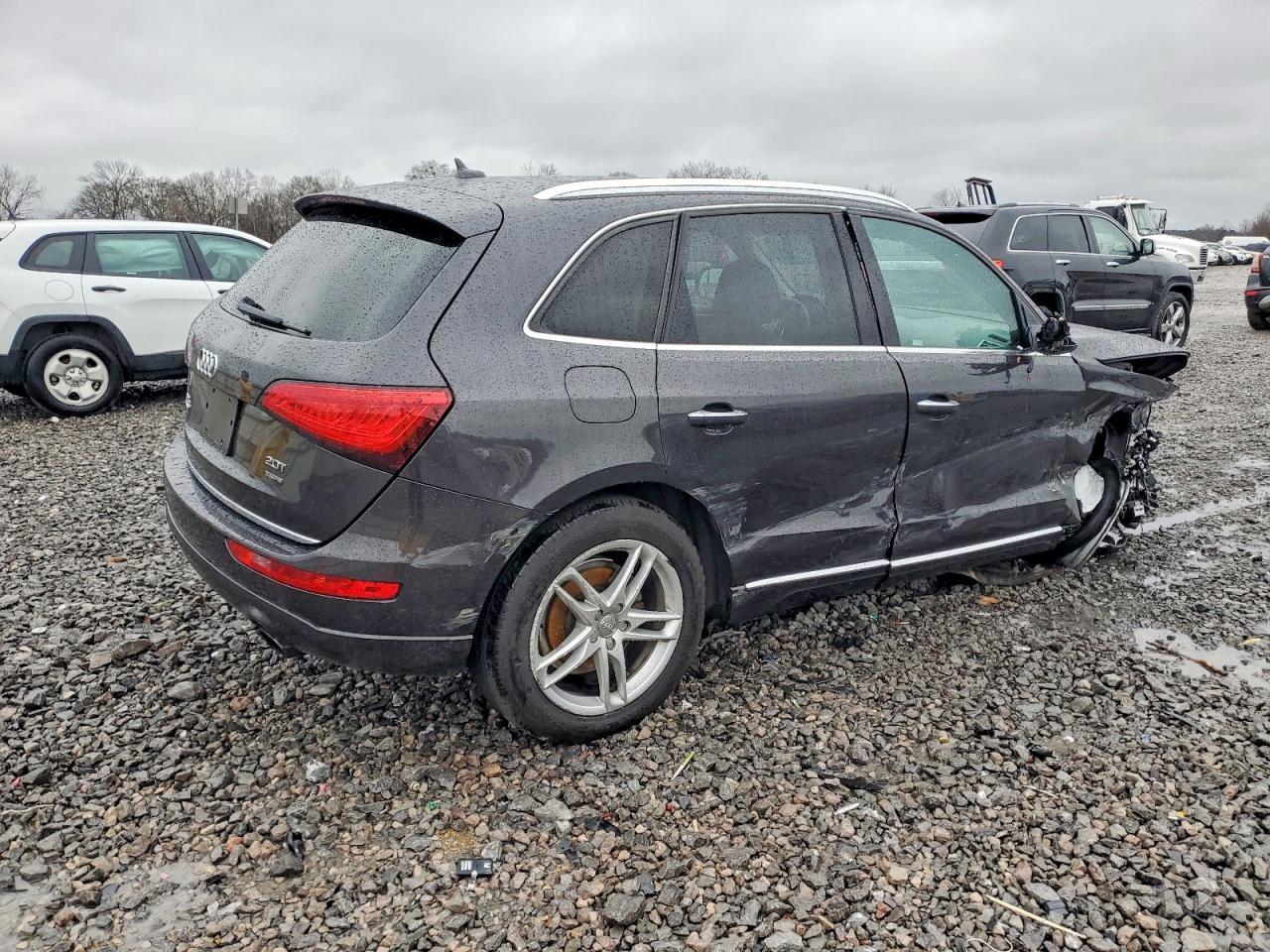 2016 Audi Q5 Premium Plus