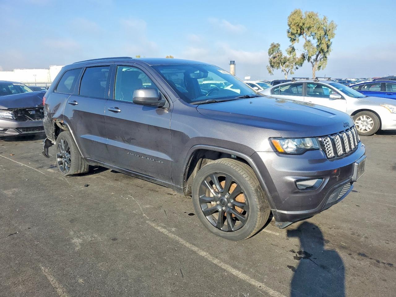 2018 Jeep Grand Cherokee Laredo