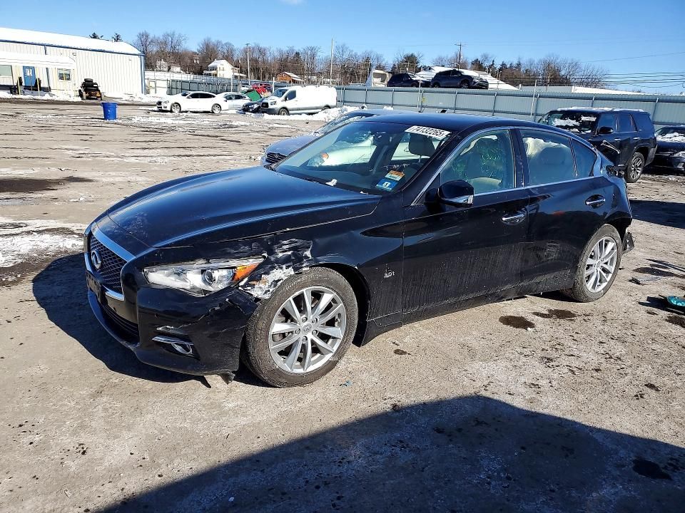 2016 Infiniti Q50 Premium