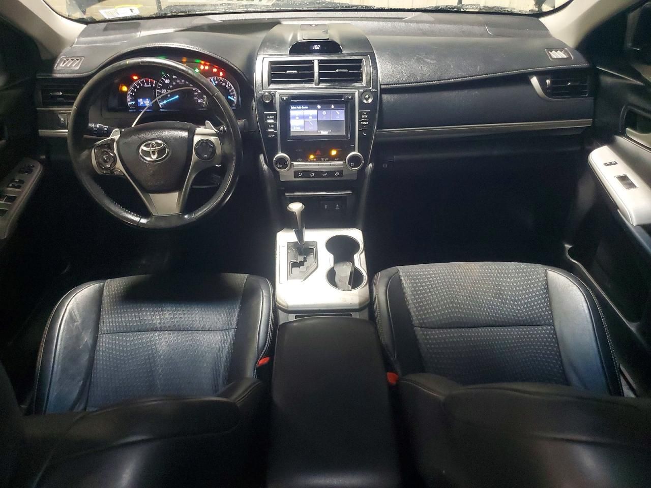 2014 Toyota Camry se