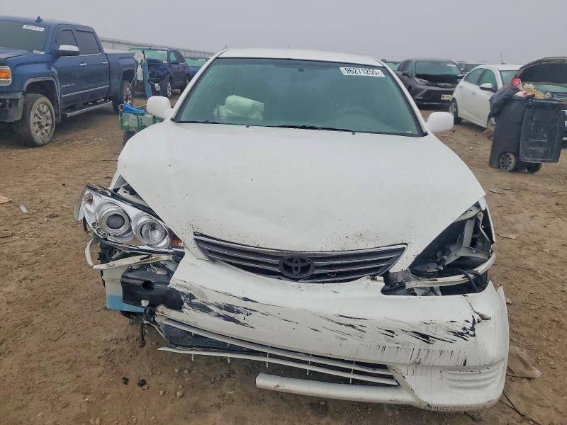 2006 Toyota Camry le