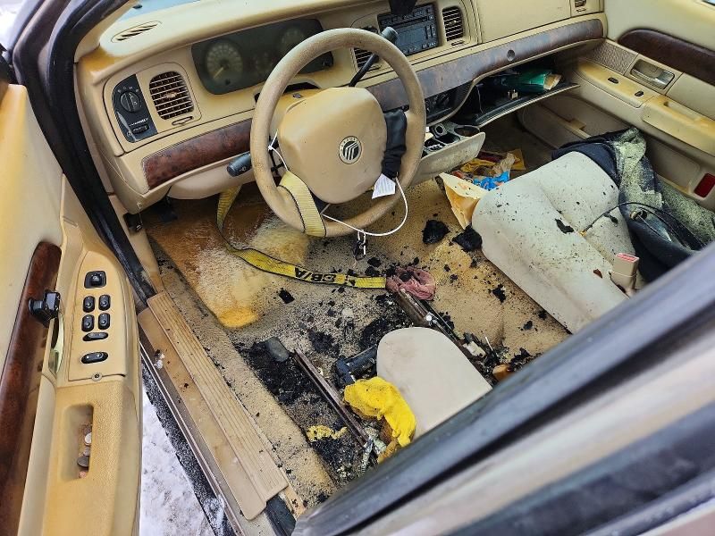 2006 Mercury Grand Marquis gs