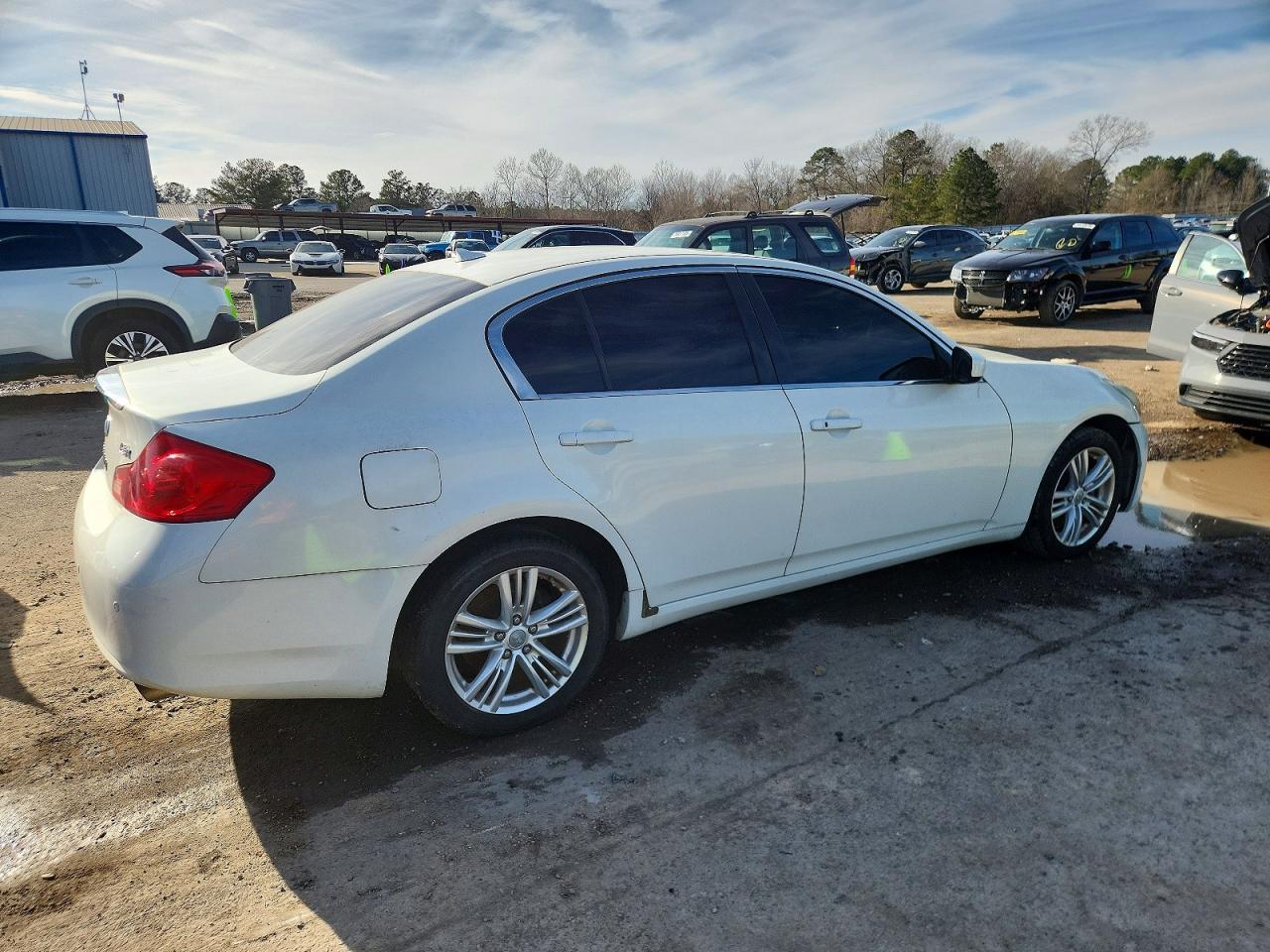 2013 Infiniti G37