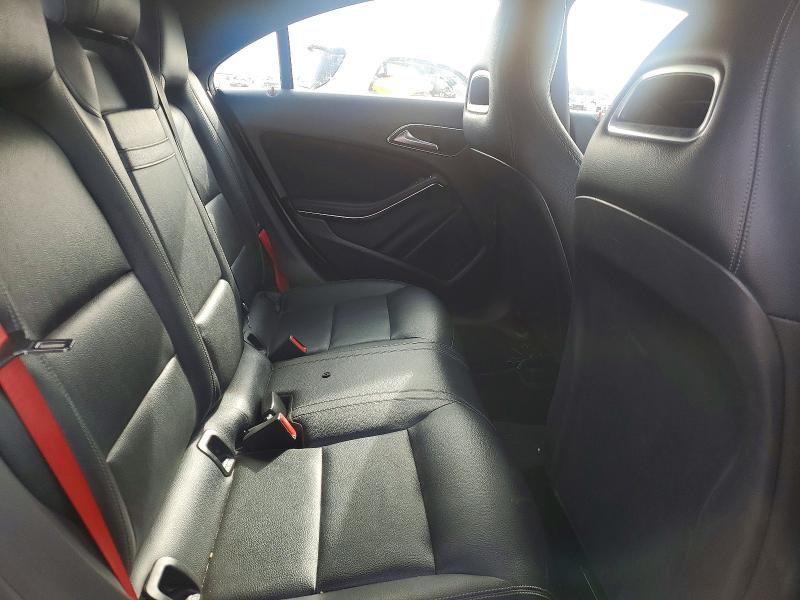 2018 Mercedes-Benz Cla 250