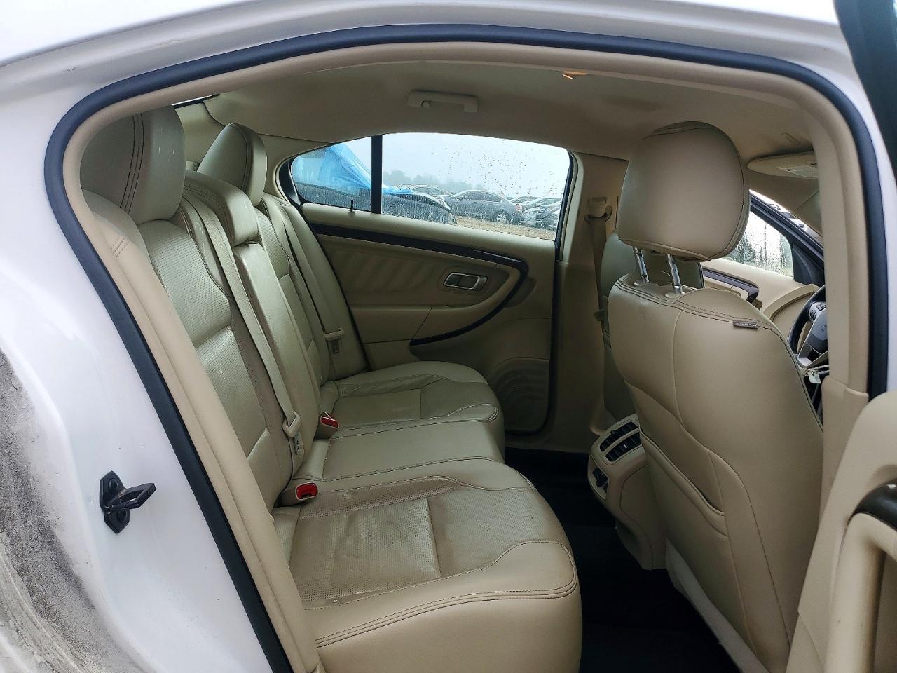 2014 Ford Taurus Limited