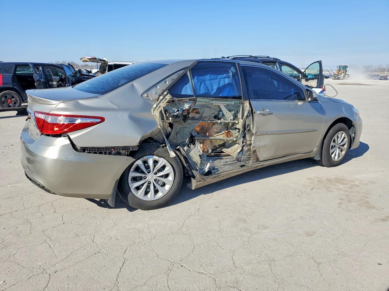 2017 Toyota Camry le