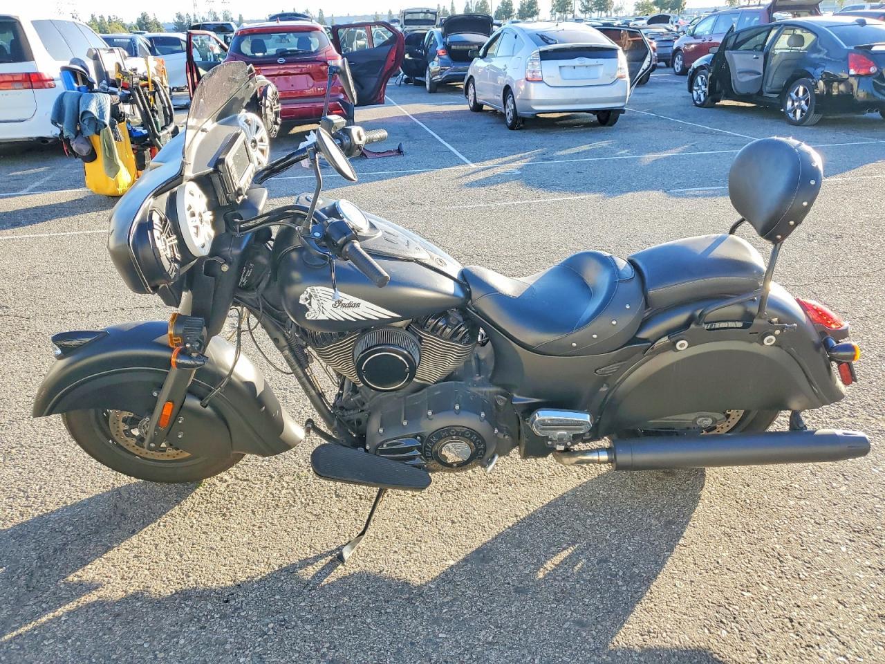 2019 Indian Motorcycle Co. Chief Dark Horse