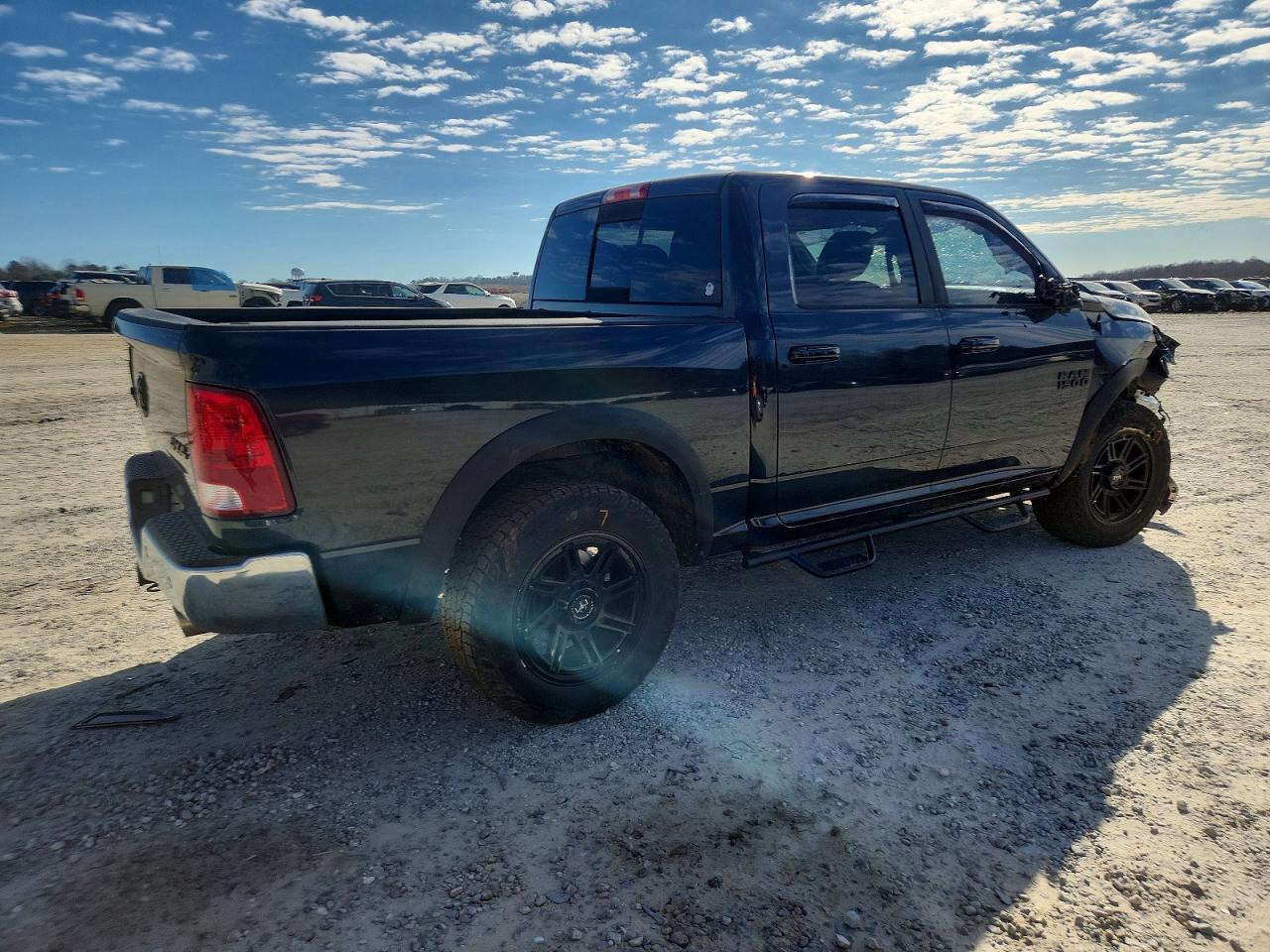 2016 Dodge Ram 1500 slt