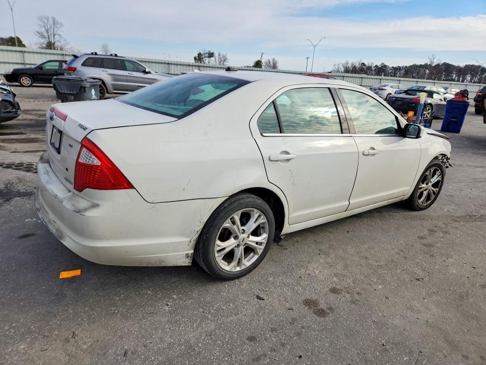 2012 Ford Fusion se