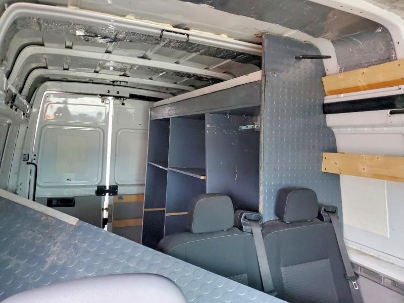 2006 Mercedes-Benz 2006 Mercedes Benz Sprinter 2500 Delivery van