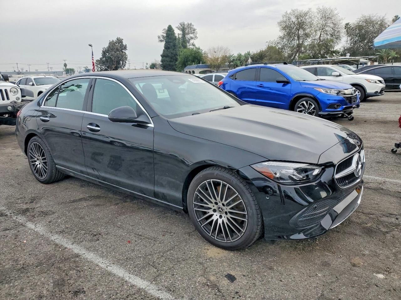 2025 Mercedes-Benz C300