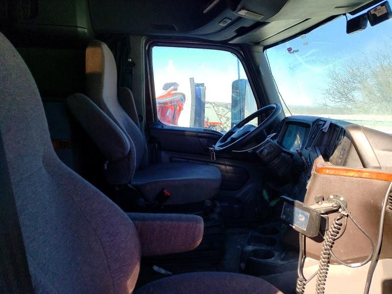 2018 International LT625 Semi Truck