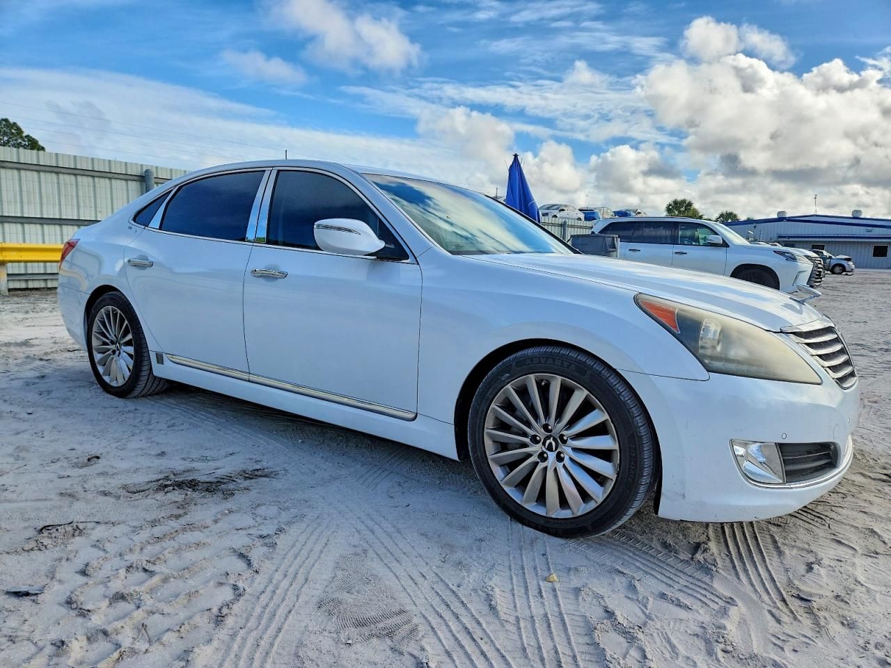 2015 Hyundai Equus Signature