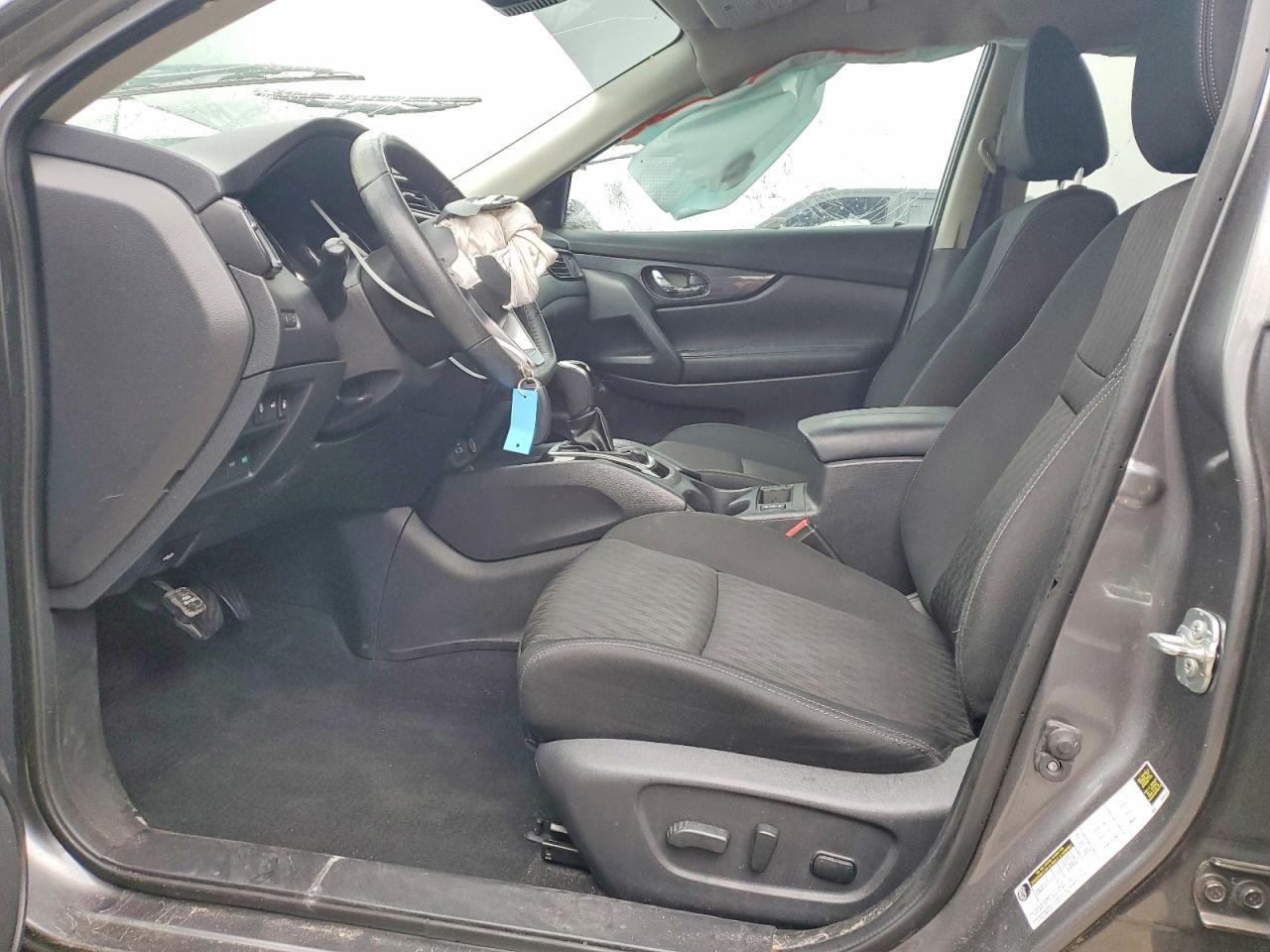 2020 Nissan Rogue s