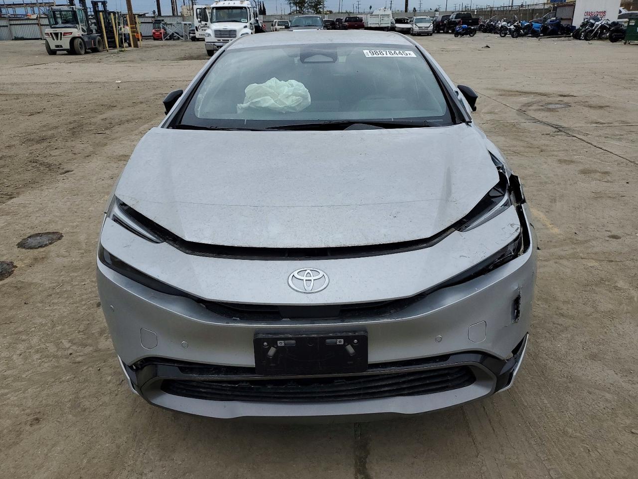 2024 Toyota Prius le