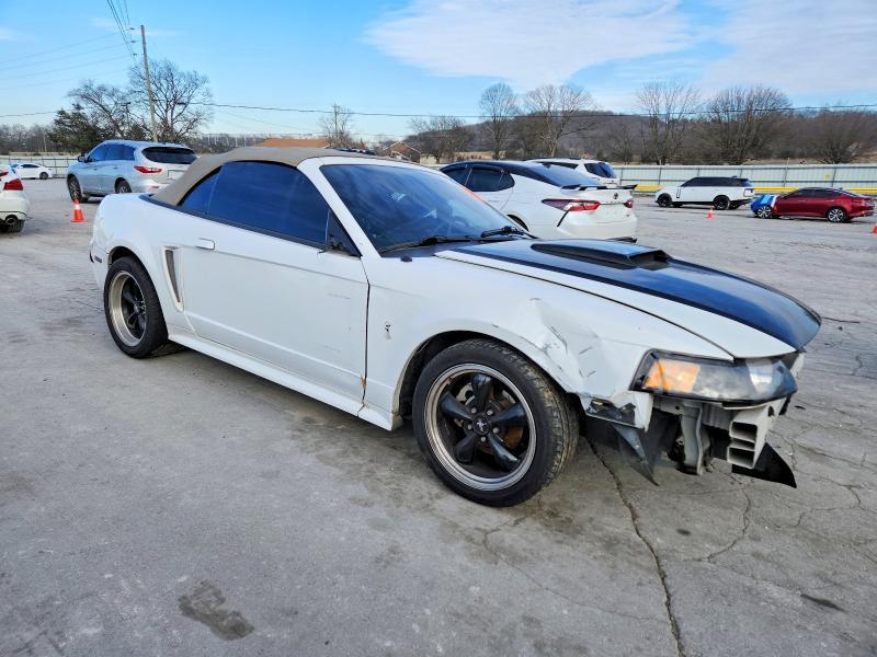 2004 Ford Mustang