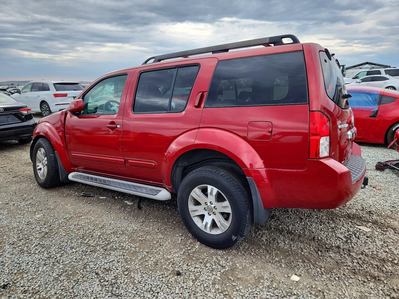 2010 Nissan Pathfinder s
