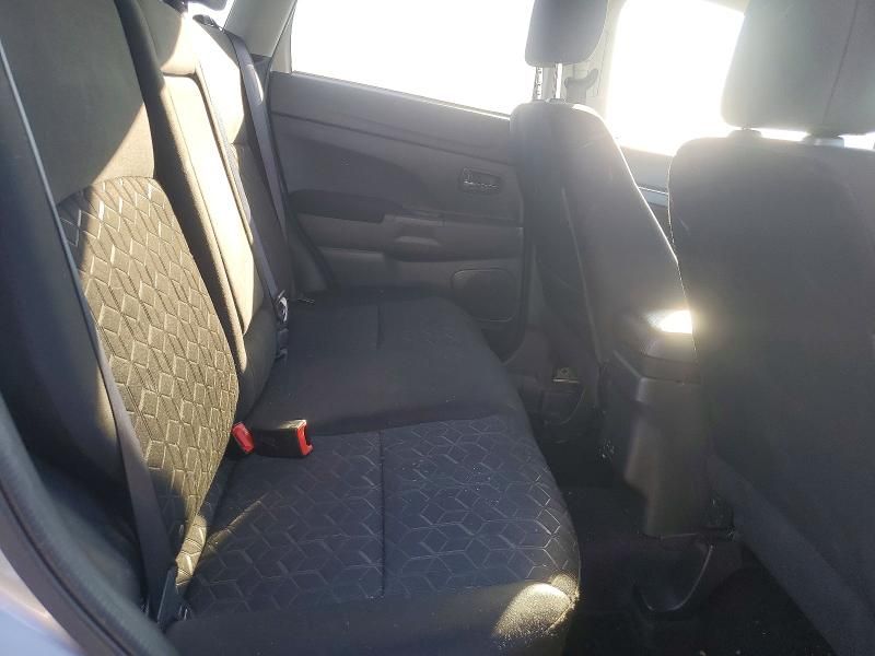 2022 Mitsubishi Outlander Sport es