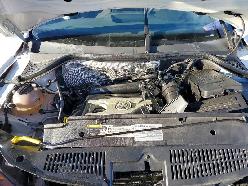 2016 Volkswagen Tiguan s