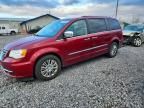 2015 Chrysler Town & Country Touring l