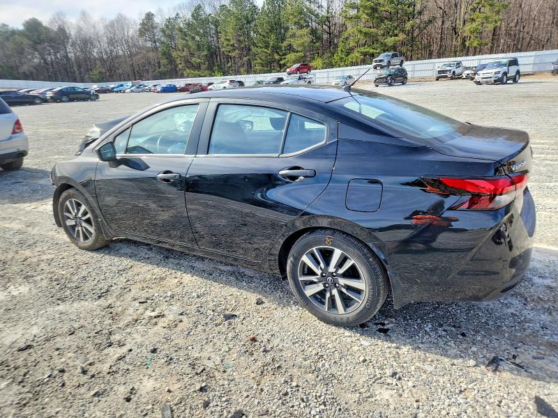 2025 Nissan Versa s