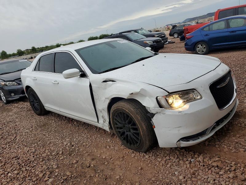 2017 Chrysler 300 Limited