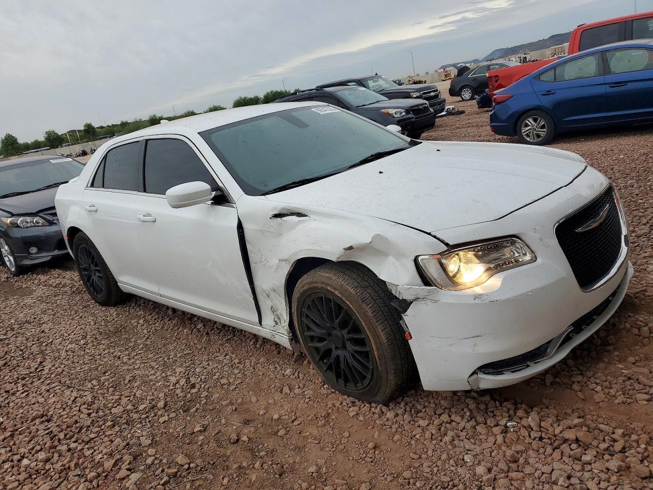 2017 Chrysler 300 Limited