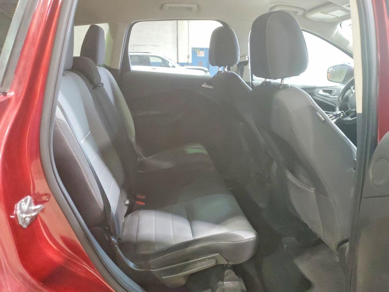 2015 Ford Escape se