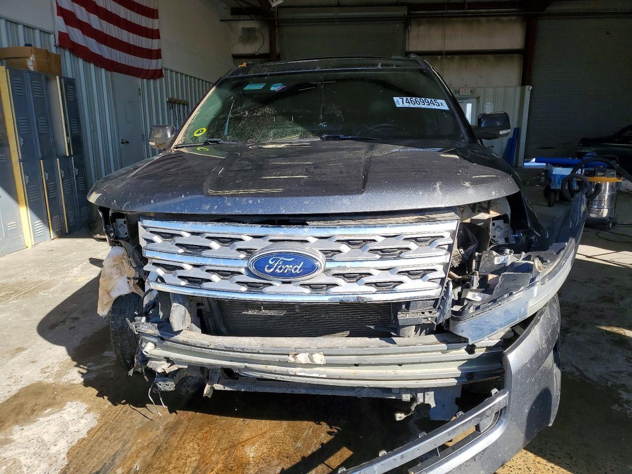 2019 Ford Explorer Limited