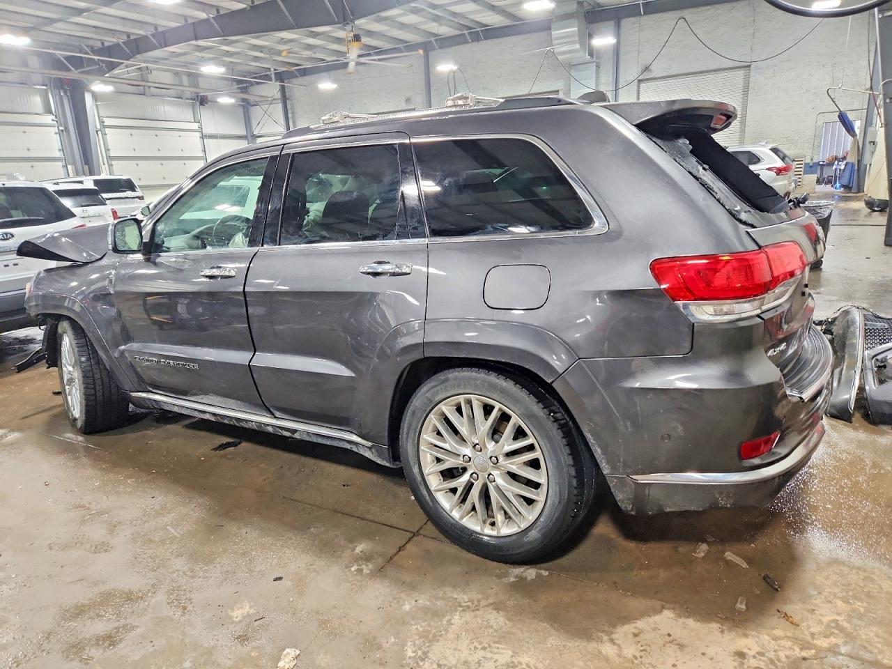 2017 Jeep Grand Cherokee Summit