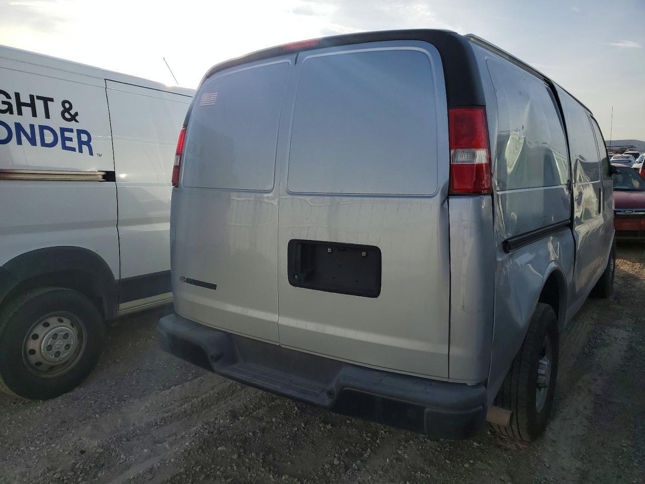 2020 Chevrolet Express Delivery Van