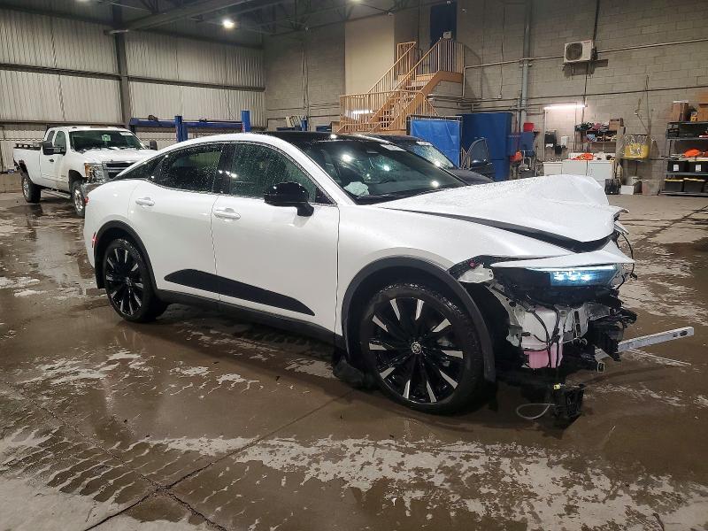 2026 Toyota Crown Platinum