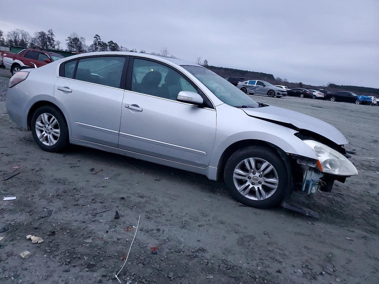 2010 Nissan Altima Base