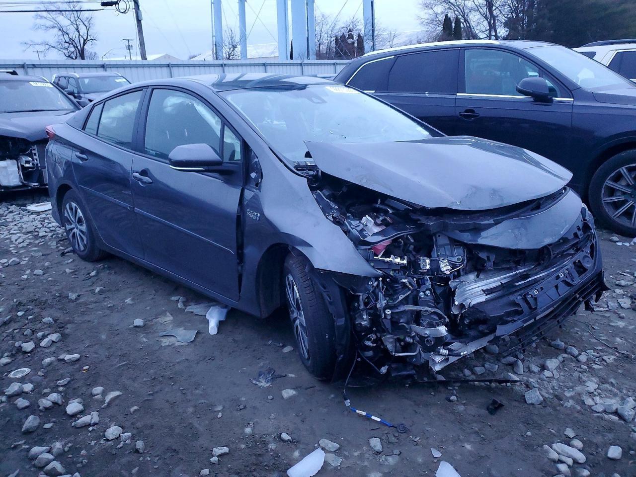 2022 Toyota Prius Prime le