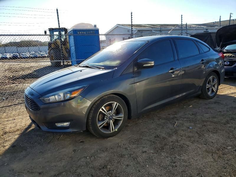 2016 Ford Focus se